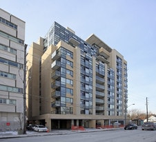 280 Donlands Ave in Toronto, ON - Building Photo