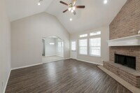 295 Cypress Dr photo'