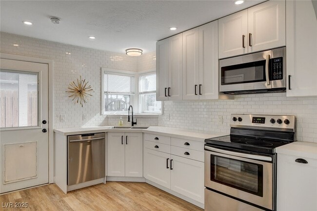 property at 1017 E Oakey Blvd