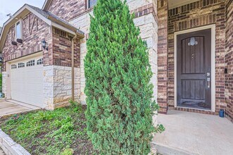 10107 Ida Grove Ln in Austin, TX - Building Photo - Building Photo