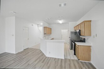 2808 Kestrel Dr in Austin, TX - Building Photo - Building Photo