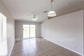 2130 NE 8th Pl in Cape Coral, FL - Building Photo - Building Photo