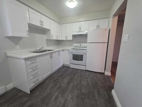 672 Division St in Kingston, ON - Building Photo - Building Photo