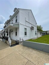 1316 Ferry St in Easton, PA - Building Photo - Building Photo