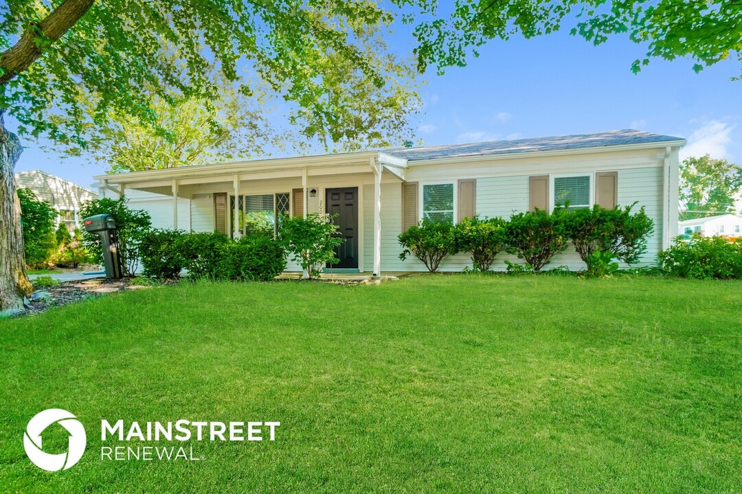 200 Crestview Dr in Johnstown, OH - Foto de edificio