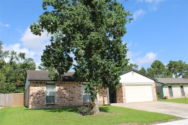 6239 Hollow Pines Dr in Houston, TX - Building Photo - Building Photo