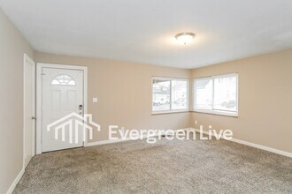 3265 Tulsa Ct in Cincinnati, OH - Building Photo - Building Photo