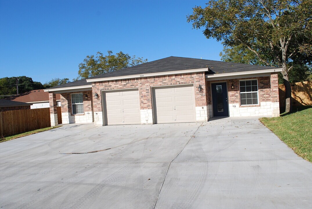 1421 Hopi Trail in Harker Heights, TX - Building Photo