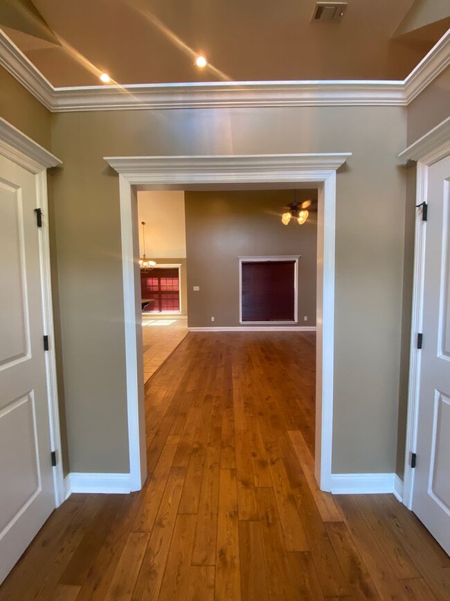 4301 Kenilworth Cir in Valdosta, GA - Building Photo - Building Photo