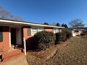 1741 W Mercer Dr in Griffin, GA - Building Photo - Building Photo