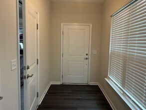 1006 Crater Lk Wy in Durham, NC - Building Photo - Building Photo