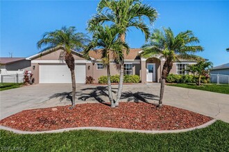 149 SE 26th Terrace in Cape Coral, FL - Building Photo - Building Photo