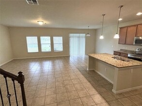 19363 Fallglo Dr in Orlando, FL - Building Photo - Building Photo