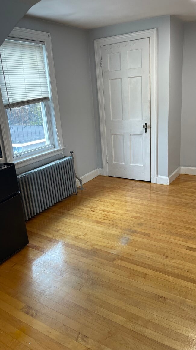 58 Hunting St in Malden, MA - Building Photo - Building Photo