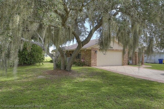 3524 Bristol St in Sebring, FL - Building Photo - Building Photo