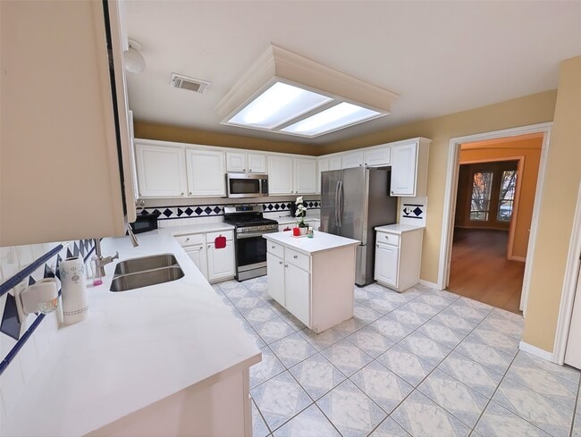 property at 18927 Hikers Trail Dr