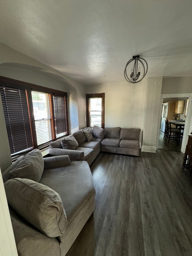 84 E. 15th Street in Holland, MI - Building Photo - Building Photo