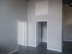 10 Courtland St-Unit -101 in Paterson, NJ - Building Photo - Building Photo