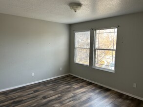 8063 E Wolcott Ct in Nampa, ID - Building Photo - Building Photo