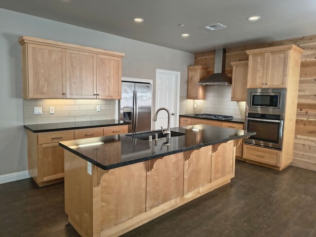 property at 1365 Browning St
