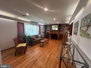 5472 Merry Oaks Rd in The Plains, VA - Building Photo - Building Photo