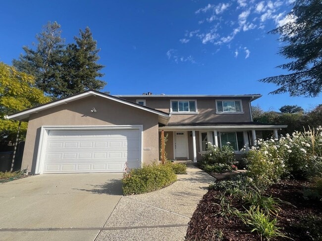 property at 1462 Camino Robles Ct