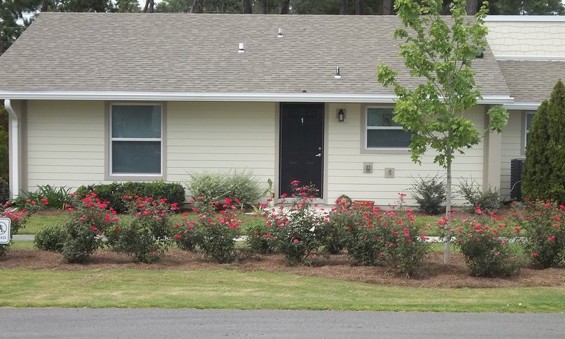 Meadow's Apartments in Live Oak, FL - Building Photo