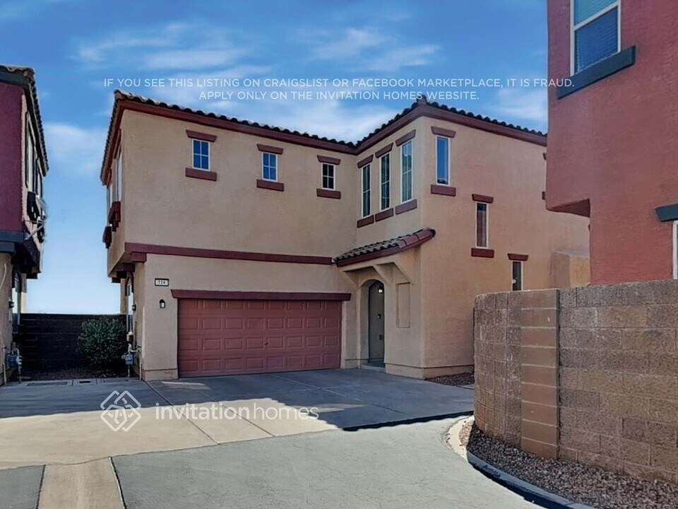 724 Emerald Idol Pl in Henderson, NV - Building Photo