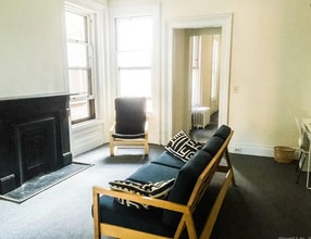 95 Olive St, Unit 1 in New Haven, CT - Foto de edificio - Building Photo