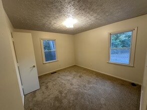 361 Taft St in Laurinburg, NC - Building Photo - Building Photo