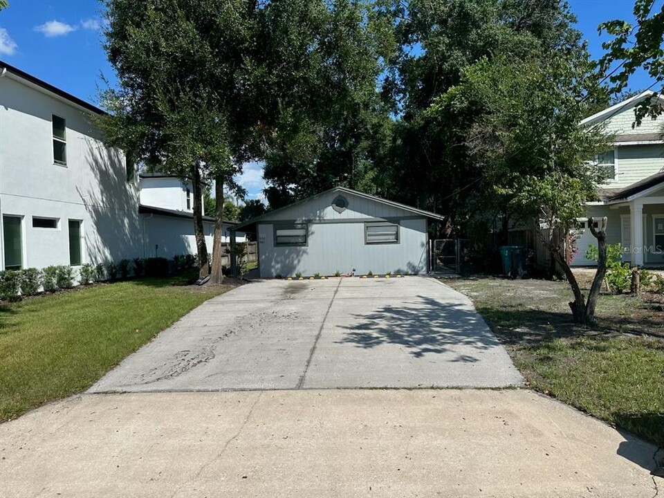 941 Pine Grove Ave in Orlando, FL - Building Photo