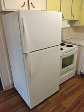 329 F St in Springfield, OR - Building Photo - Building Photo