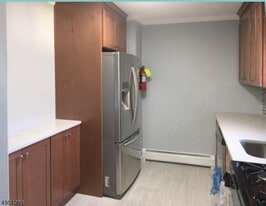189 Littleton Rd in Parsippany Troy Hills, NJ - Building Photo