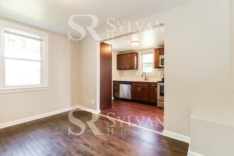 10024 Dolfield Rd in Owings Mills, MD - Building Photo - Building Photo