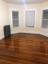 27 Forest St, Unit #1 in Cambridge, MA - Building Photo - Building Photo