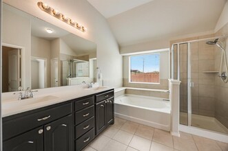 2133 Blakely Ct in Fort Worth, TX - Building Photo - Building Photo