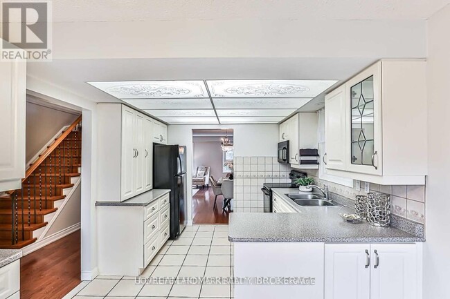 115 Carnival Ct in Toronto, ON - Building Photo - Building Photo