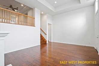 52 Honey Locust in Irvine, CA - Building Photo - Building Photo