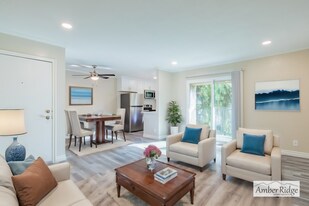 Amber Ridge in La Verne, CA - Building Photo