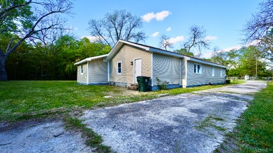 311 S 2nd St in Warner Robins, GA - Foto de edificio - Building Photo