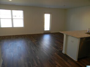 640 Koslin Ct in Calera, AL - Building Photo - Building Photo
