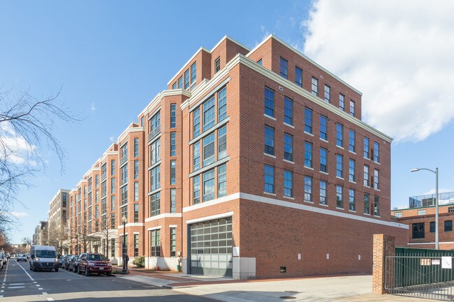 14W Apartments in Washington, DC - Building Photo - Building Photo
