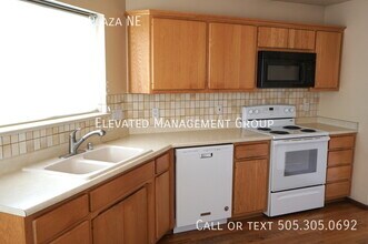 1801 Indian Plaza Dr NE in Albuquerque, NM - Building Photo - Building Photo