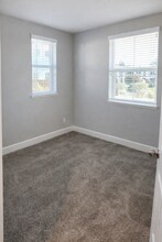 121 Bentwater Loop in Chico, CA - Foto de edificio - Building Photo