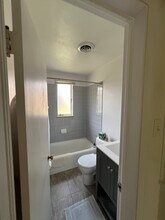 3738 E 6th Ave in Denver, CO - Foto de edificio - Building Photo