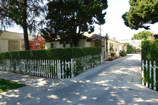 669 Ivy St in Glendale, CA - Building Photo