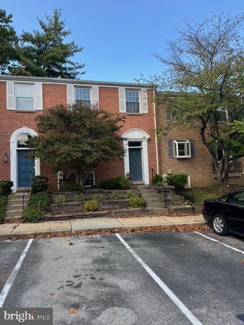 9753 Softwater Way in Columbia, MD - Building Photo