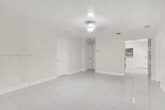 5655 NE 5th Terrace in Fort Lauderdale, FL - Building Photo - Building Photo