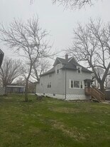 2502 Ash St in Chicago Heights, IL - Building Photo