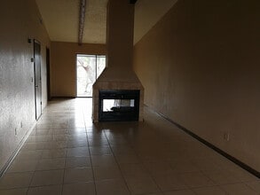 151 Hummingbird St in Deltona, FL - Building Photo - Building Photo